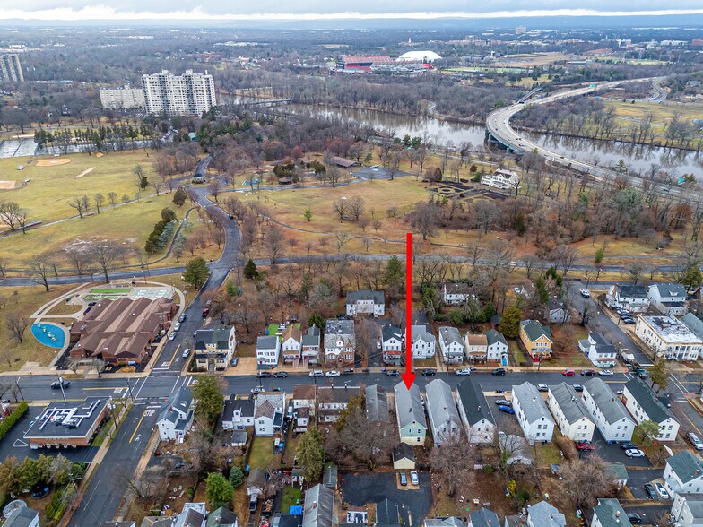 More Photos Of 60 Huntington St, New Brunswick Apartments For Sale
