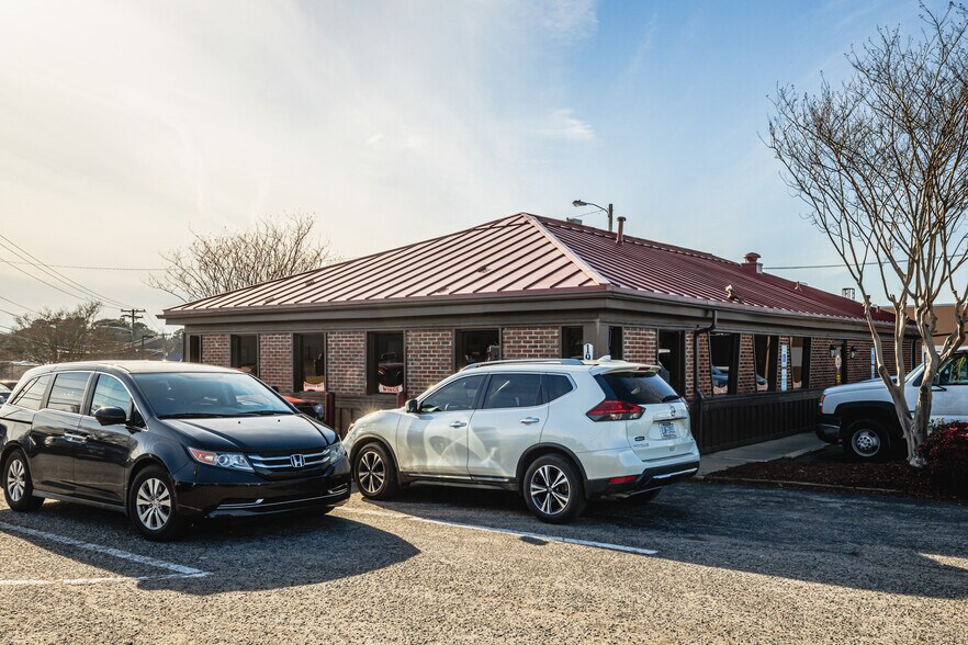 More Photos Of 1403-1493 E Franklin Blvd, Gastonia Unknown For Lease