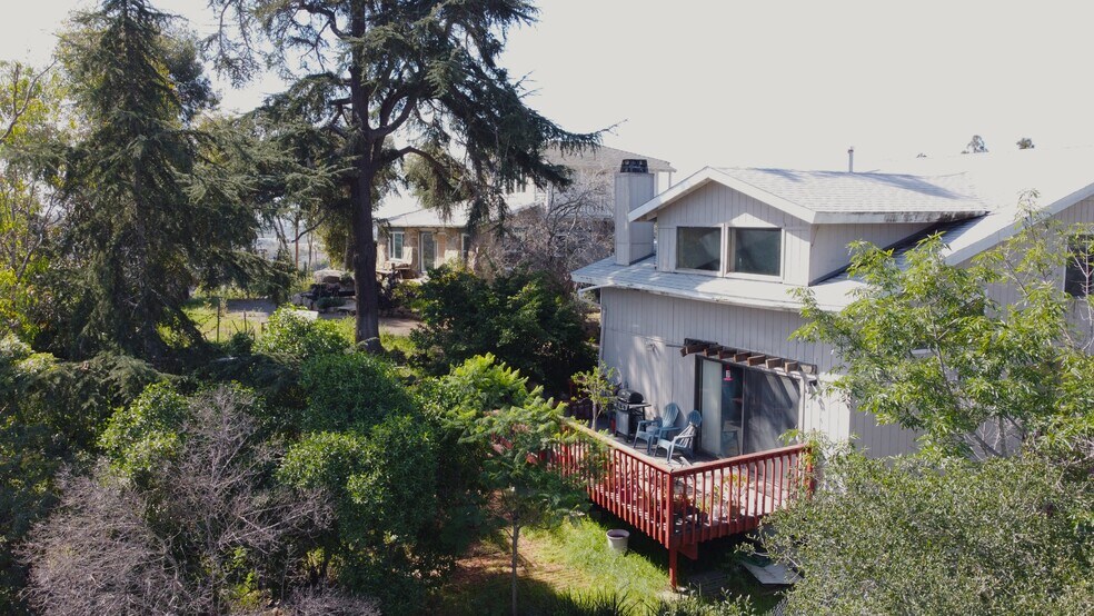 More Photos Of 702 E Vista Way, Vista Multifamily For Sale