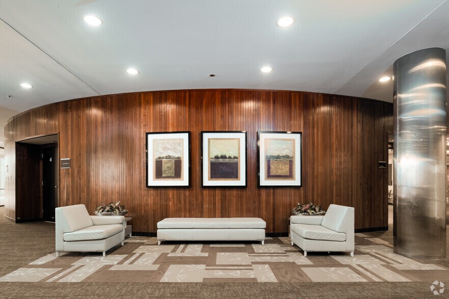 More Photos Of 4055 International Plz, Fort Worth Office For Lease