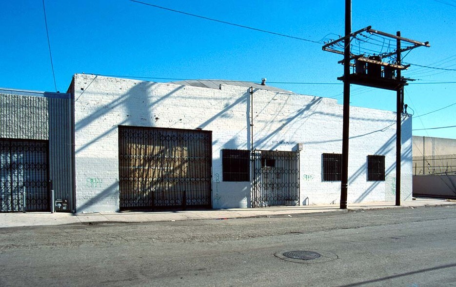 More Photos Of 811 E 14th Pl, Los Angeles Warehouse For Sale
