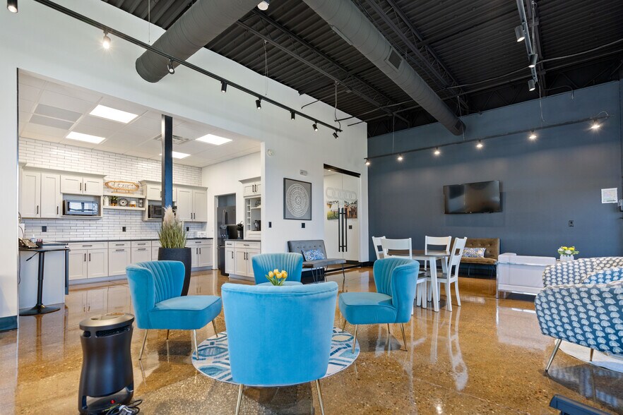 More Photos Of 4880 Hills And Dales Rd NW, Canton Warehouse For Sale