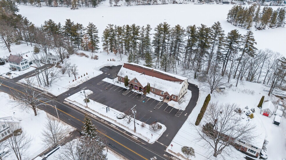 More Photos Of 89 S Mast St, Goffstown Office For Lease