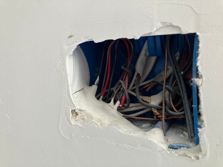 More Photos Of 2411-2421 L St, San Diego Apartments For Sale