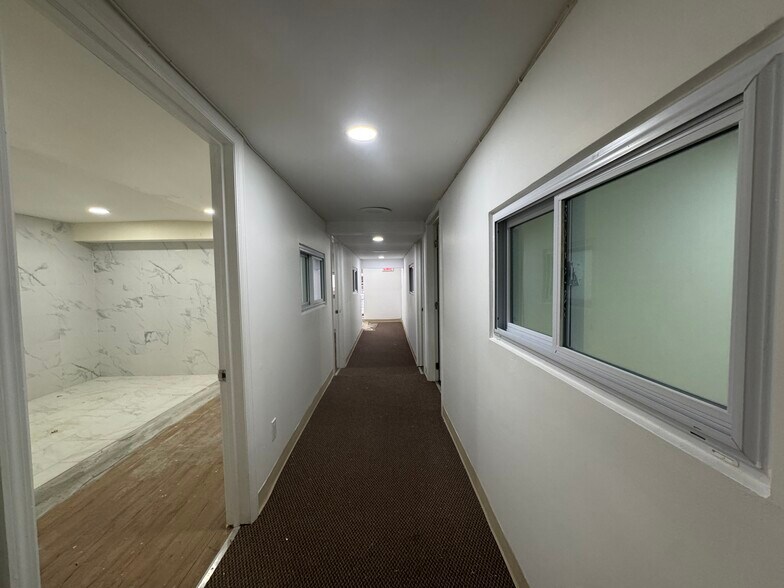 More Photos Of 2857 Steinway St, Astoria Apartments For Lease