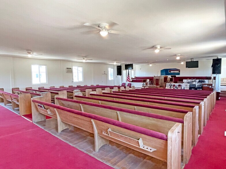 More Photos Of 1567 S Reservoir St, Pomona Religious Facility For Sale