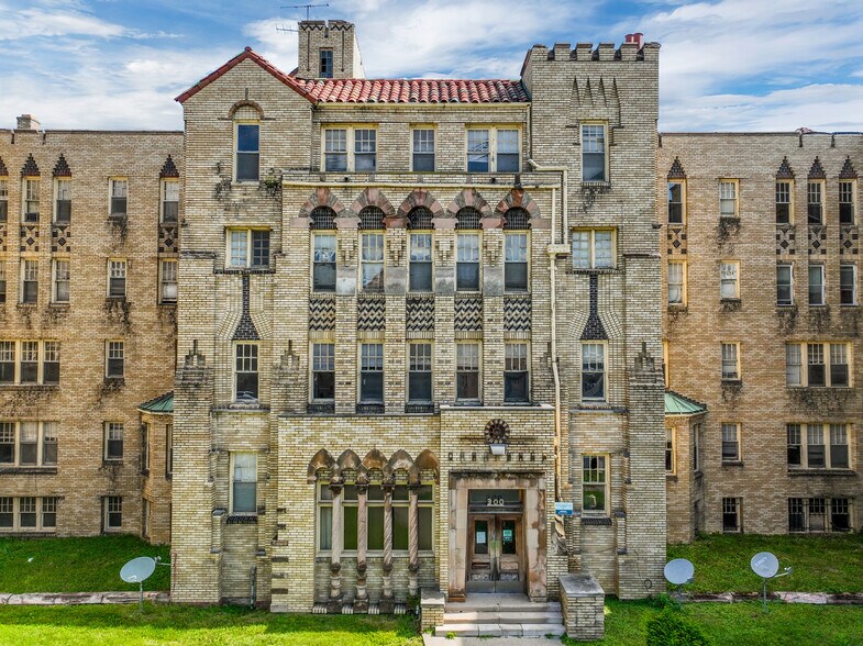 More Photos Of ,  Unknown For Sale