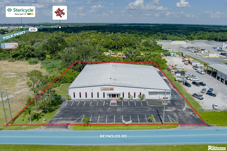 More Photos Of 3310 Reynolds Rd, Lakeland Warehouse For Lease