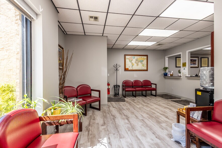 More Photos Of 189 (NYS) Route 25, Riverhead Medical For Sale