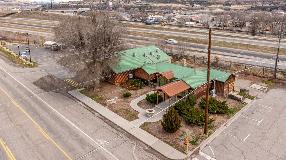 More Photos Of 315 E 1st St, Parachute Freestanding For Sale