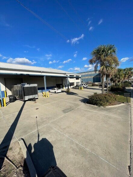 More Photos Of 850 Engineers Rd, Belle Chasse Warehouse For Lease