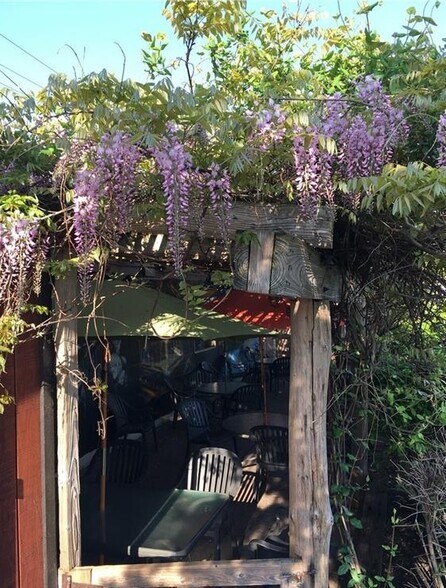 More Photos Of 1305 Abbott Rd, Buffalo Restaurant For Sale