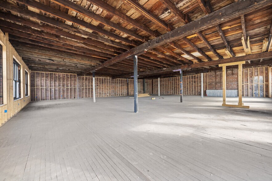 More Photos Of , Baltimore Unknown For Sale