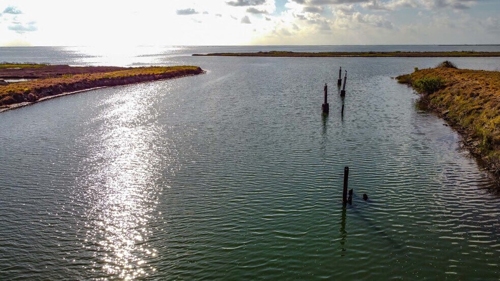 More Photos Of 1603 N State Highway 35, Aransas Pass Land For Sale