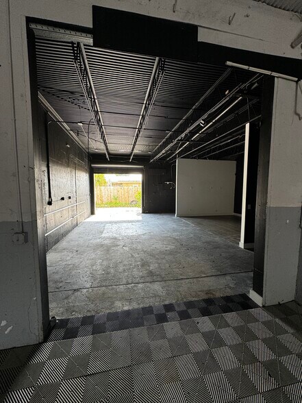 More Photos Of 1800-1812 SW 7th Ave, Pompano Beach Warehouse For Sale