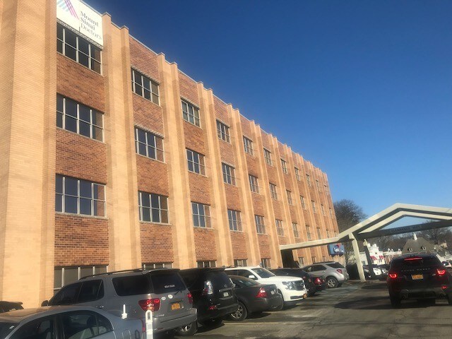 More Photos Of 1615 Northern Blvd, Manhasset Office For Lease