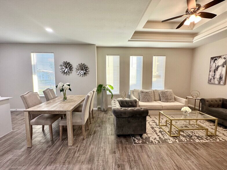 More Photos Of 1014 Starr St, Mercedes Apartments For Sale