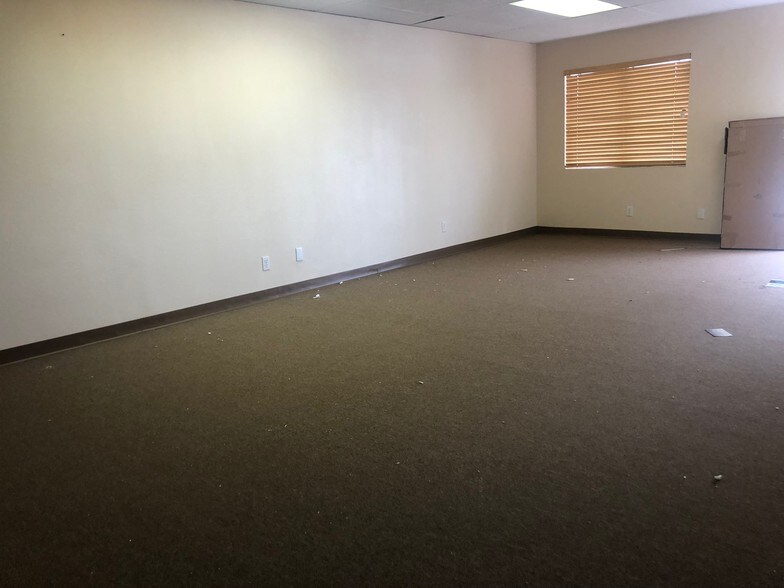 More Photos Of 3777 Tibbetts St, Riverside Office For Lease