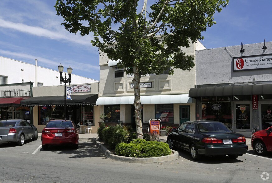 More Photos Of 118 N Main St, Lake Elsinore Storefront For Sale