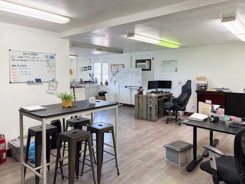 More Photos Of 3264 Ramona Ave, Sacramento Manufacturing For Lease