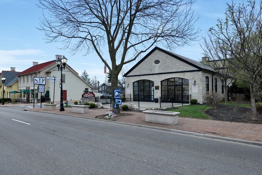 More Photos Of 37 W Bridge St, Dublin Office For Sale