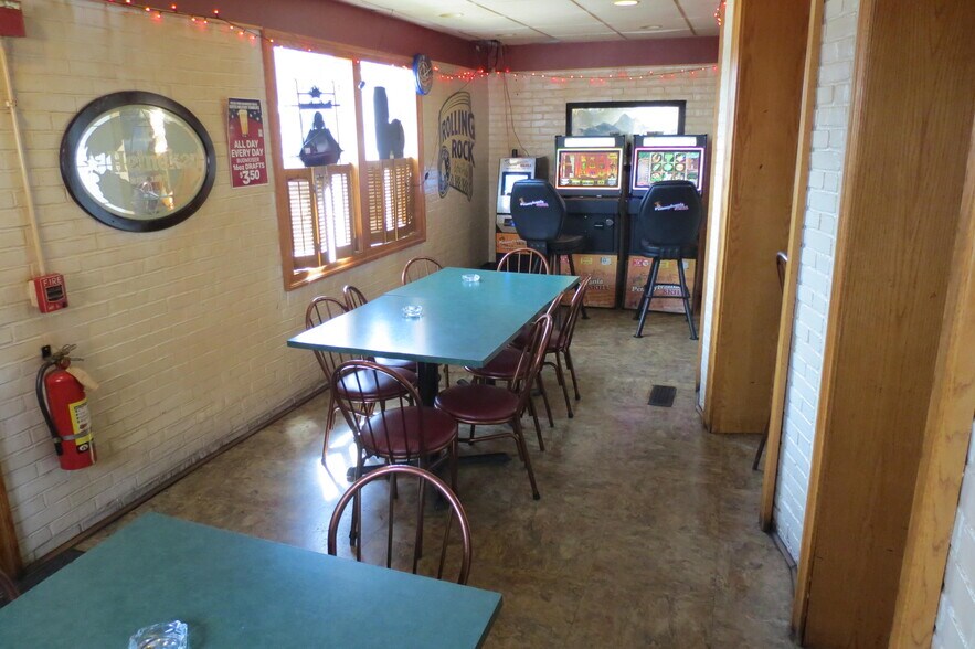 More Photos Of 1002 N Duke St, Lancaster Storefront Retail Residential For Sale