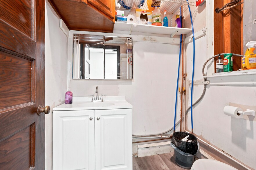 More Photos Of 4821 Garden St, Philadelphia Industrial For Sale