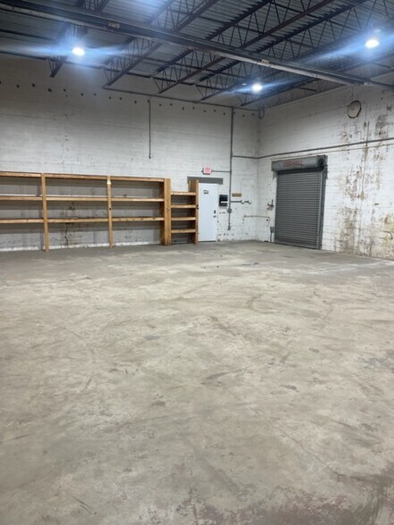 More Photos Of 922 Austin Ln, Bridgeville Warehouse For Sale