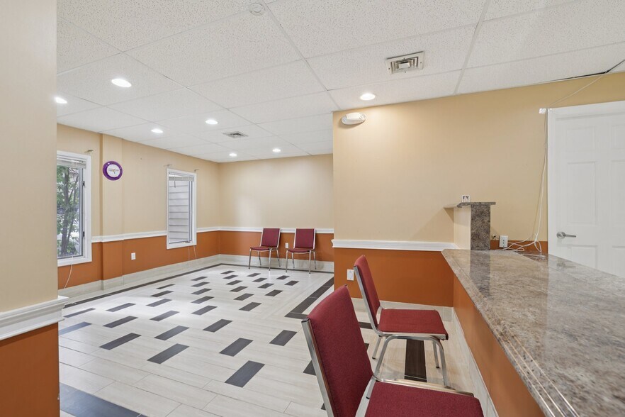 More Photos Of 364 Parsippany Rd, Parsippany Office For Sale