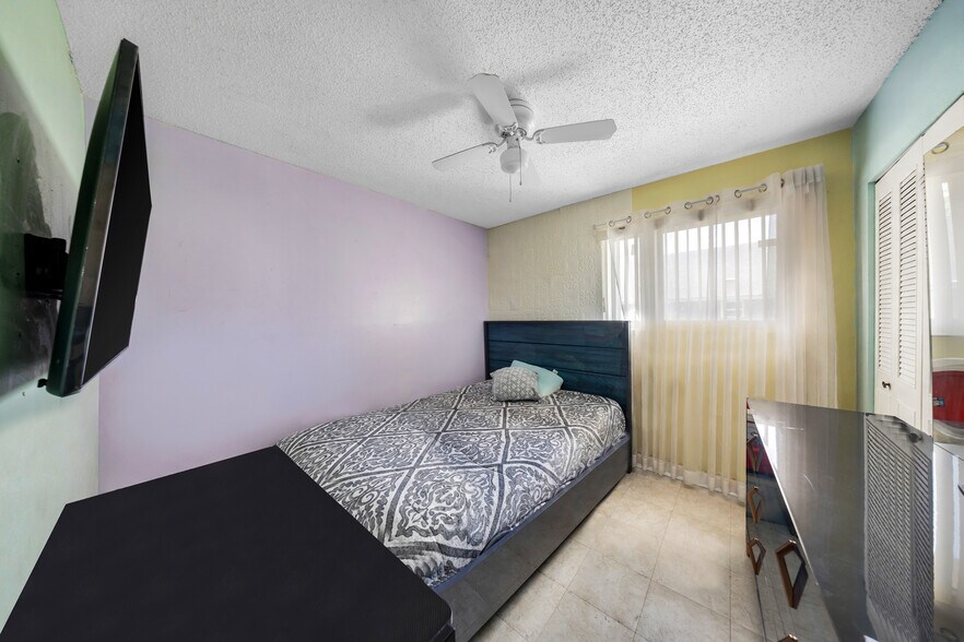 More Photos Of 840-858 NW 4th St, Miami Apartments For Sale