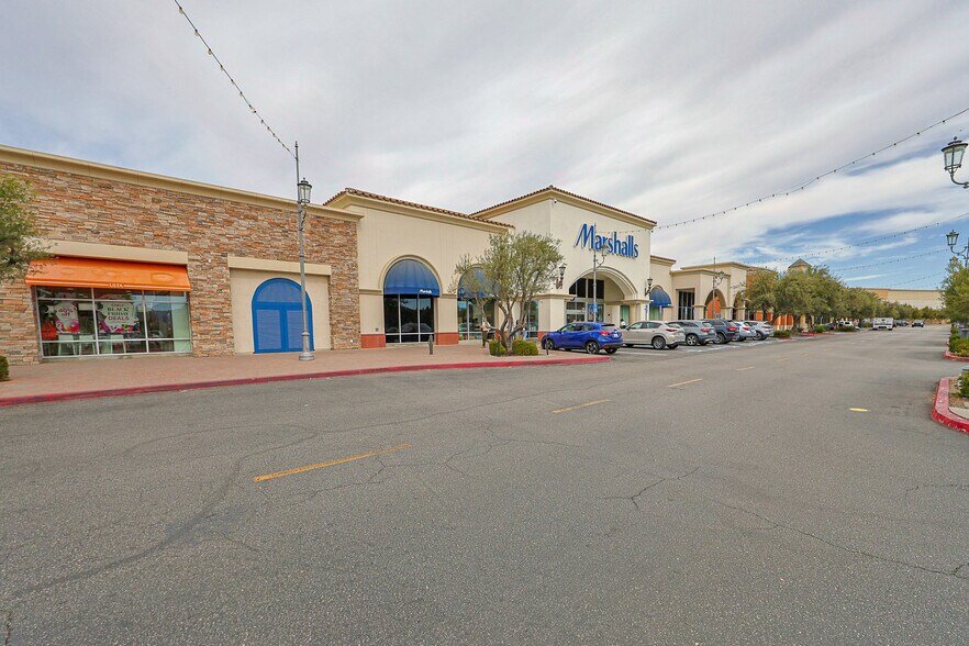 More Photos Of 1685 Simi Town Center Way, Simi Valley Unknown For Lease