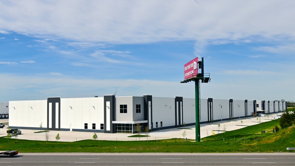 More Photos Of 5635 N Graham Rd, Whiteland Unknown For Sale