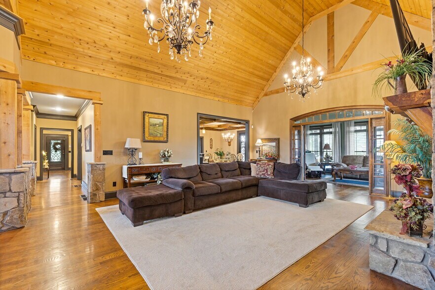 More Photos Of 2932 Highway 124 W, Jefferson Specialty For Sale