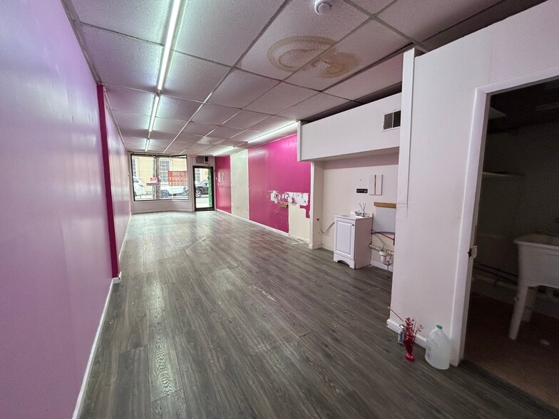 More Photos Of 502-510 55th St, West New York Storefront For Lease