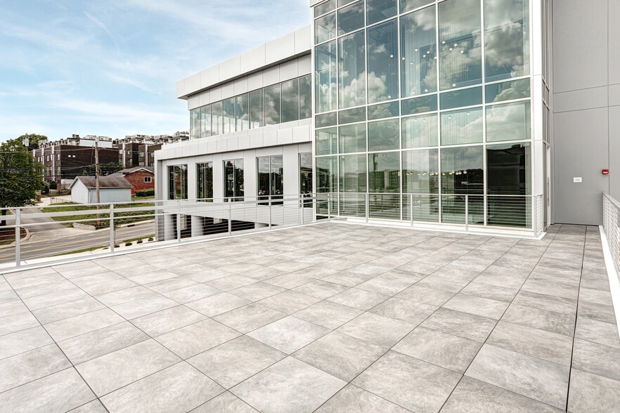 More Photos Of 500 28th Ave N, Nashville Medical For Lease