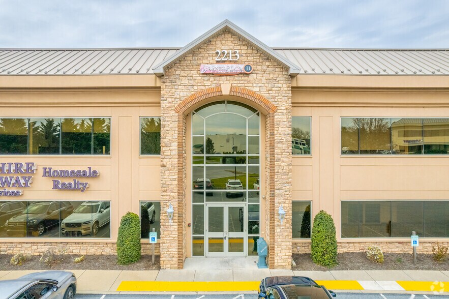 More Photos Of 2213 Quarry Dr, West Lawn Office For Lease