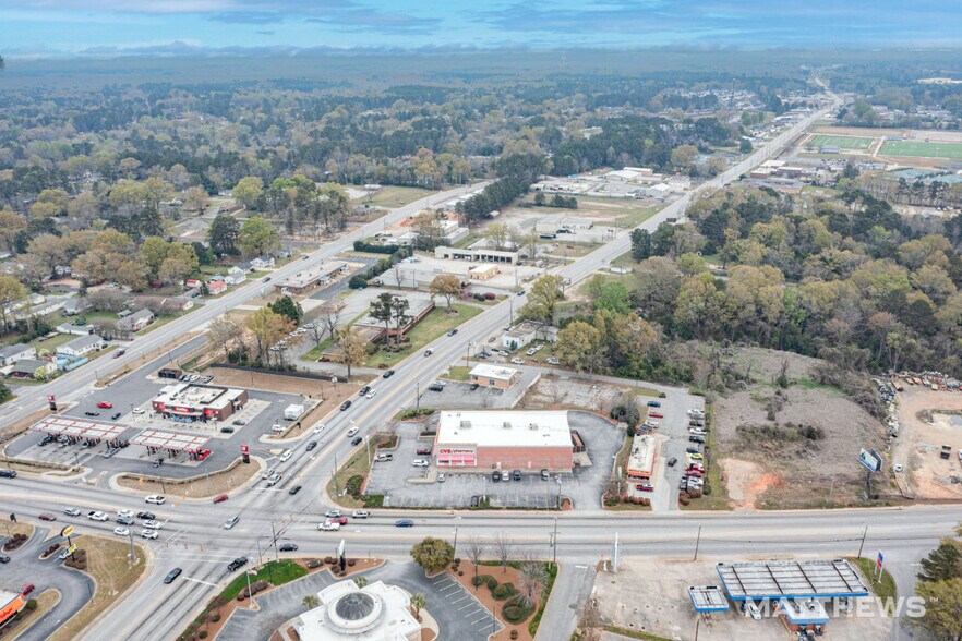 More Photos Of 1302 Highway 72-221 East, Greenwood Drugstore For Sale