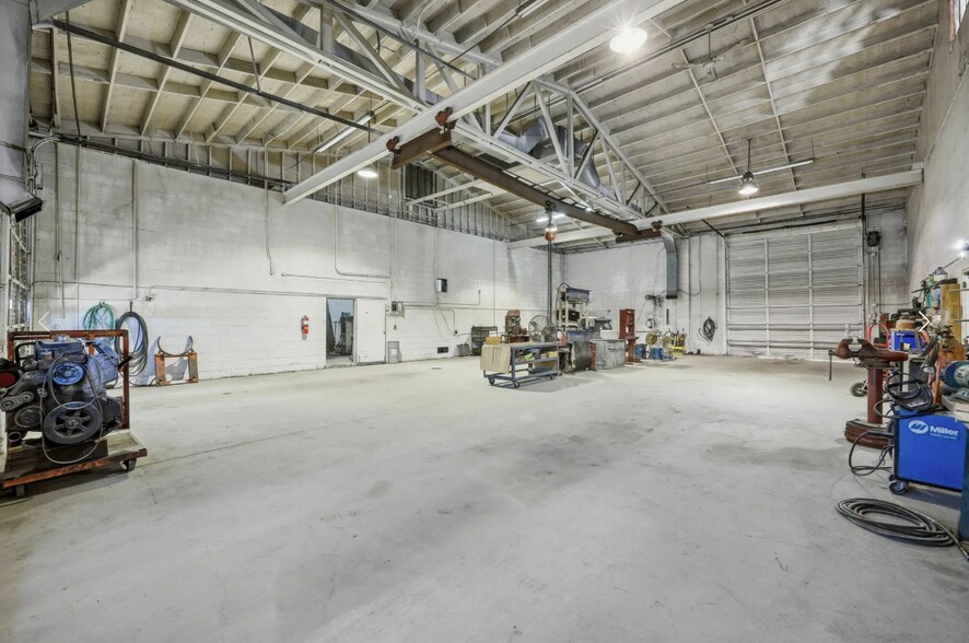 More Photos Of 2705 US 70 Hwy E, New Bern Light Manufacturing For Sale