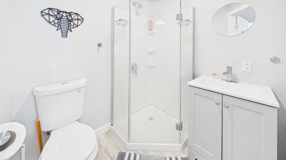 More Photos Of 2123 15th St, Lubbock Apartments For Sale