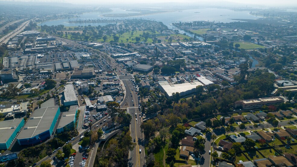 More Photos Of 4780 Mission Bay Dr, San Diego Land For Lease