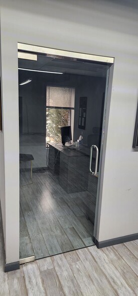 More Photos Of 2468-2470 Industrial Row Dr, Troy Warehouse For Lease