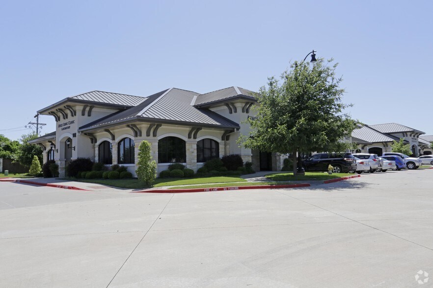More Photos Of 8501 Wade Blvd, Frisco Medical For Sale