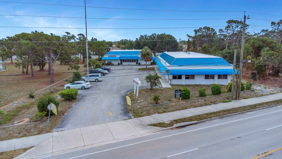 More Photos Of 655 N Indiana Ave, Englewood Medical For Sale