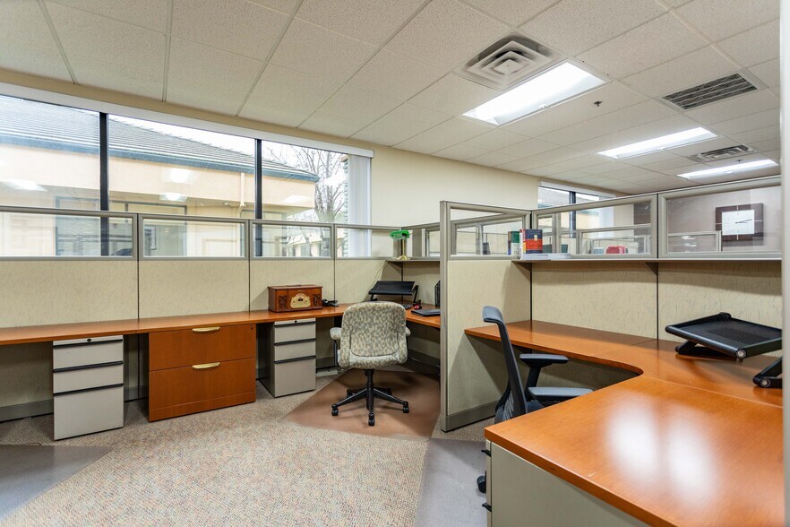 More Photos Of 13405 Folsom Blvd, Folsom Office For Sale