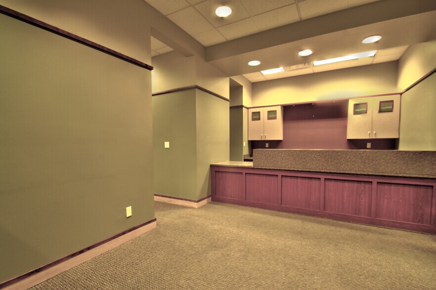 More Photos Of 2425 W Central Ave, Missoula Office For Lease