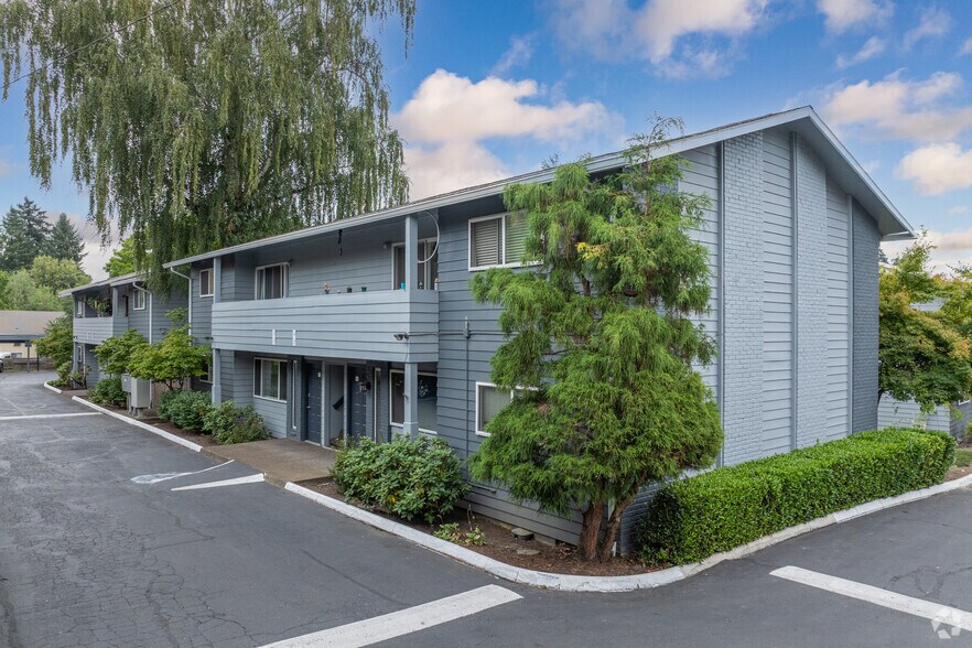 More Photos Of 9550 SW Washington Dr, Portland Apartments For Sale