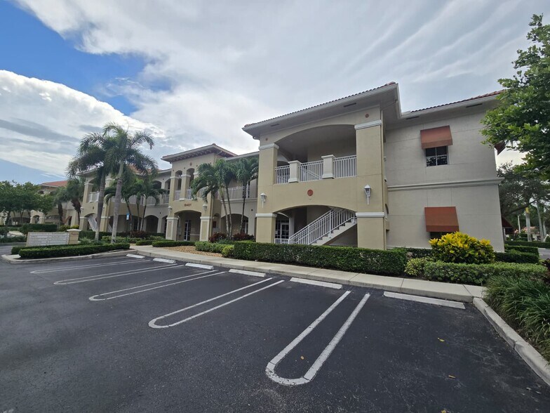 More Photos Of 5401 N University Dr, Coral Springs Medical For Sale