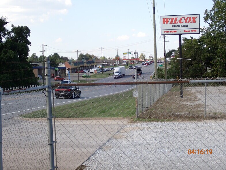More Photos Of 301 S Bloomington St, Lowell Warehouse For Sale