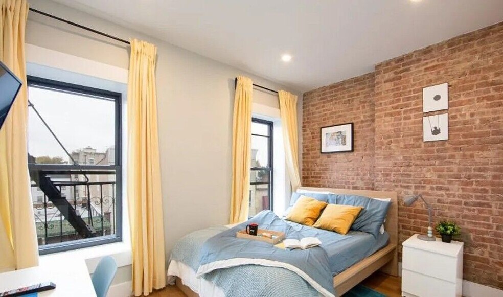 More Photos Of 759-761 Manhattan Ave, Brooklyn Apartments For Sale