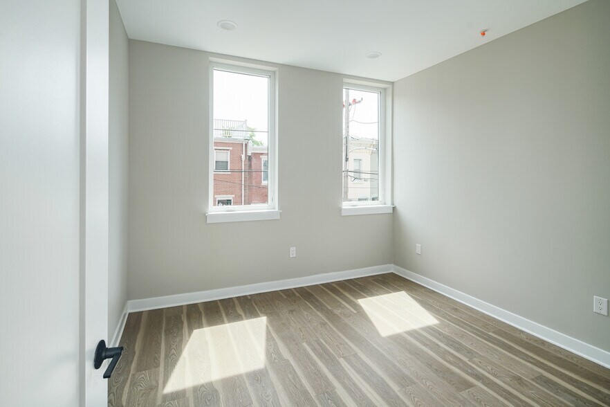 More Photos Of 2600 W Girard Ave, Philadelphia Apartments For Lease